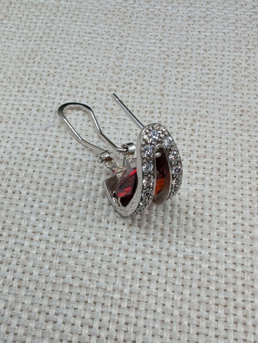Vintage 925 Sterling Silver Garnet Half Hoop Lever Back Earrings - Picture 13 of 17